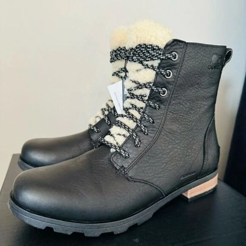 SOREL Emelie Genuine Shearling Lamb Fur Short Lace-Up Boot, Black, 7.5 - 10, NWT